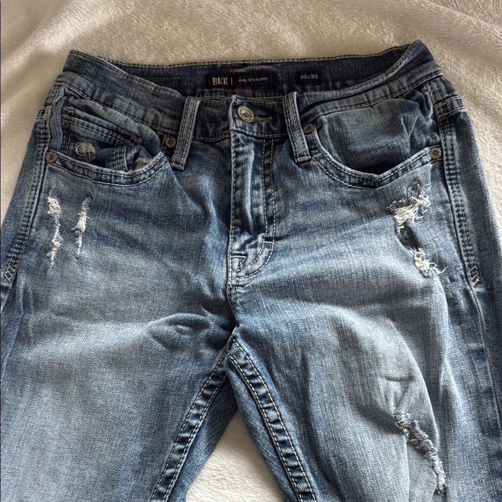 BKE Women's Light Blue Distressed Boyfriend Jeans